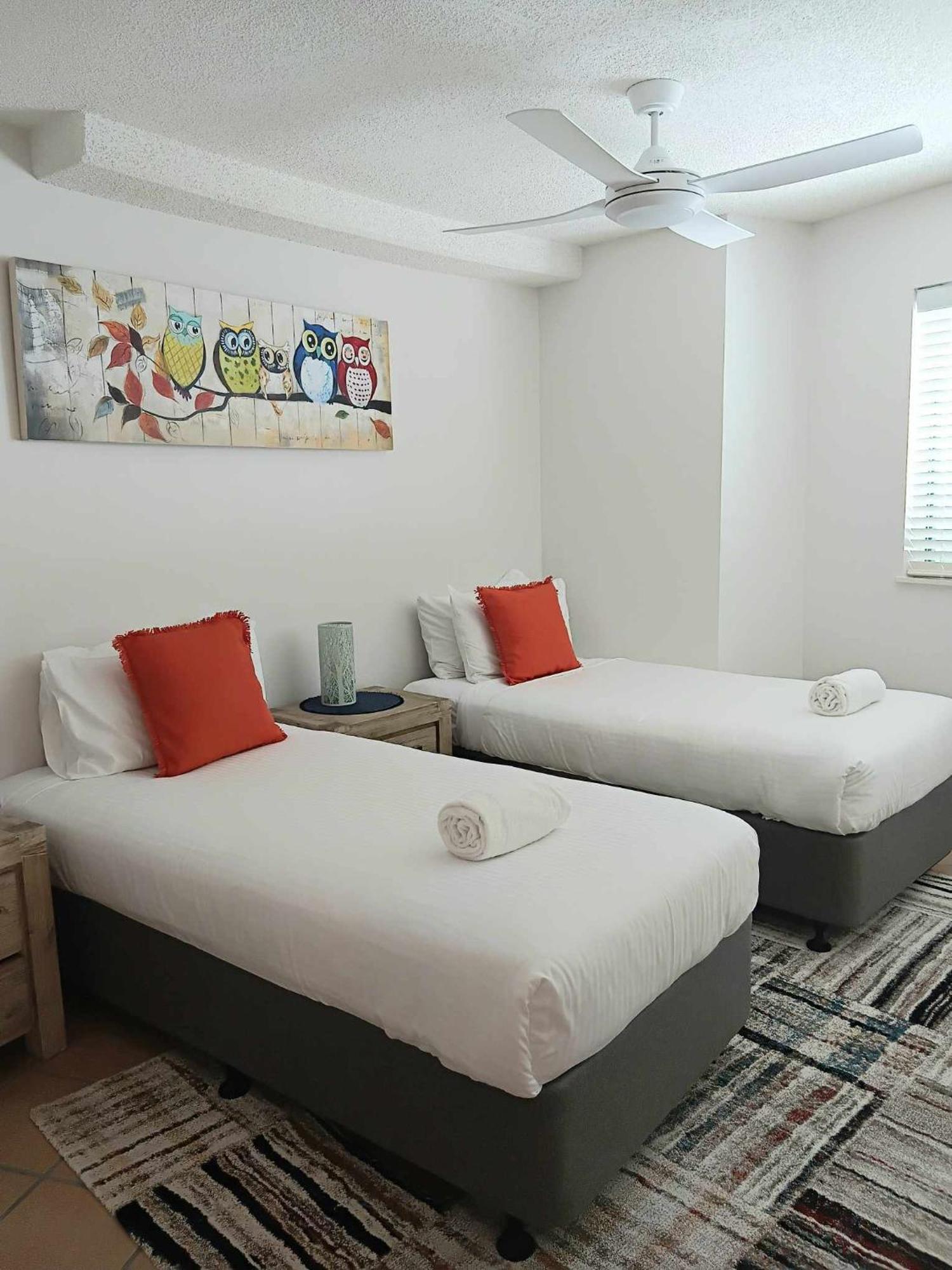 Grand Palais Beachside Resort Alexandra Headland Extérieur photo