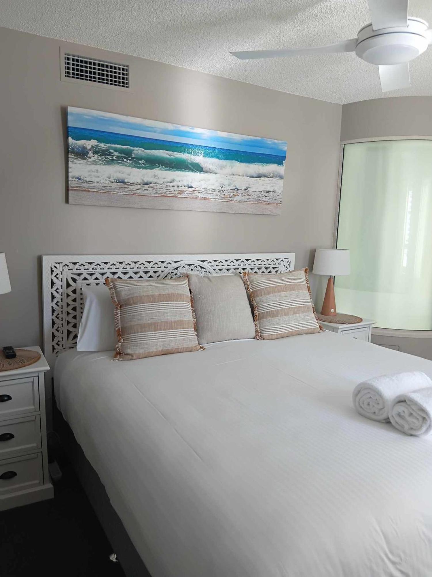Grand Palais Beachside Resort Alexandra Headland Extérieur photo